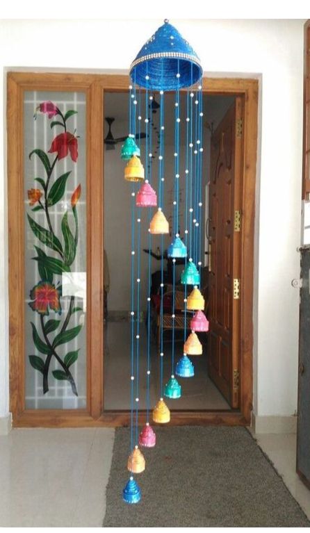 Paper Wind Chime, Newspaper Diy Crafts, Newspaper Wall Hanging Diy Paper, Newspaper Crafts Diy Wall Art, Newspaper Crafts Wall Decor, Handmade Wind Chimes Crafts, Crafts With Newspaper, Craft With Newspaper, Wall Hanging Diy Paper