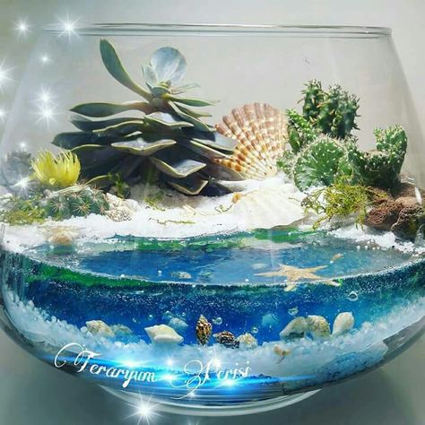 Cool Fish Tank Decorations, Chinese Crafts, Beautiful Terrariums, Bed Light, Cartoon Clip, Resin Crafts Tutorial, Fairy Garden Designs, Creative Money Gifts, Glass Bottle Diy