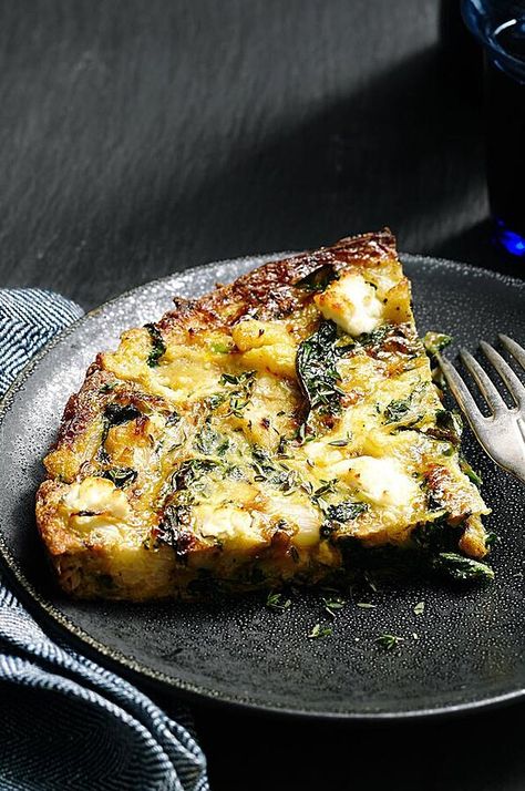 Cauliflower Breakfast, Frittata Recipes Healthy, Kale Frittata, Healthy Frittata, Traditional Spanish Recipes, Brunch Bread, Frittata Recipe, Frittata Recipes, Breakfast For Dinner