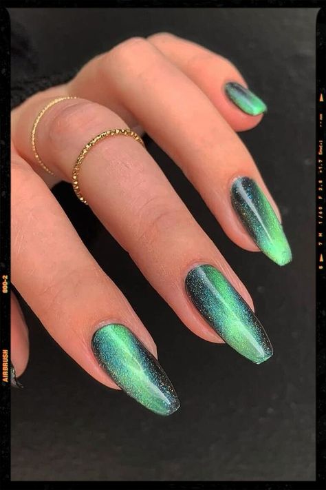 Nails Irridescent Nails Green, Green Galaxy Nails, Aurora Borealis Nails, Galaxy Nail Designs, March Nails Ideas, March Nail, Nail Cute, Galaxy Nail, Nail Red