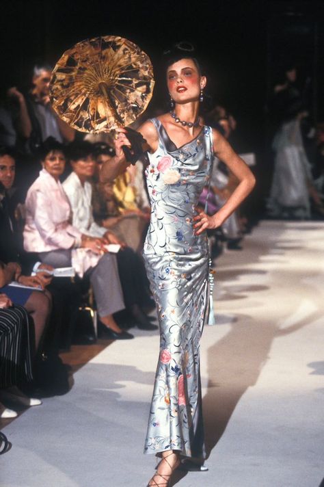 Dior Fall 1997, Galliano Dior, Silk Evening Dress, 90s Runway Fashion, Runway Fashion Couture, Christian Dior Haute Couture, Dior Haute Couture, Christian Dior Couture, Dior Couture