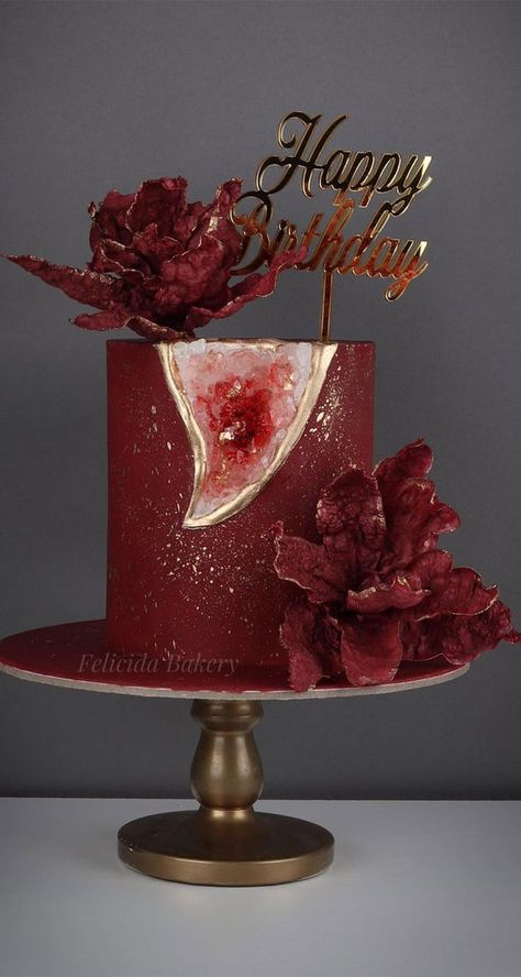 Red Cake Design, Cake Design For Birthday, Pretty Cake Ideas, Red Geode, Birthday Cake Roses, Modern Birthday Cakes, Design For Birthday, Red Birthday Cakes, Cake For Husband