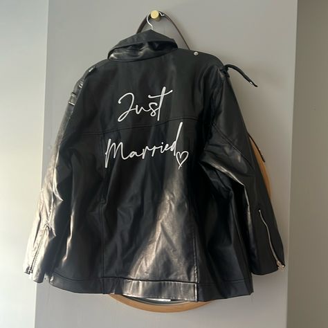 Just Married Leather Jacket, Size 10, Oversized, Never Worn Leather Jacket Bride, Bridal Leather Jacket, Custom Leather Jackets, Black Jean Jacket, Bridal Jacket, Vegas Wedding, Put A Ring On It, Just Married, Leather Jackets