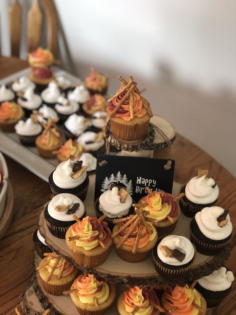 Campfire Theme Cupcakes, Camping Theme Cupcake Ideas, One Happy Camper Birthday Cupcakes, S’mores 1st Birthday, Campfire Bday Party Ideas, Camping Birthday Cupcakes, 3rd Birthday Camping Theme, Smores 1st Birthday Party, Camp Fire Themed Birthday Party