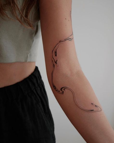 Tattoos • Instagram River Tatoos Ideas, Mom Tattoos For Daughter, Typography Booklet, River Tattoo, Tattoos Instagram, Tattoo 2024, Water Tattoo, Mother Tattoos, Sylvia Plath