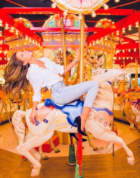 Prom Editorial, Carousel Photoshoot, Carnival Pics, Carnival Photoshoot, Fair Photoshoot, Singapore Photography, Fair Pictures, Carnival Photography, Fair Photography