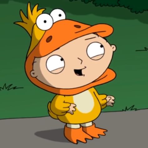 Stewie Griffin from Family Guy Halloween matching pfp Stew Family Guy, Family Guy Laptop Wallpaper, Pfp Family Guy, Stewie Griffin Aesthetic, Stewie Griffin Pfp, Stewie Griffin Wallpapers Hd, Family Guy Aesthetic, Iconic Cartoon Pfp, Stewie Wallpaper