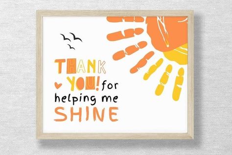 Diy Preschool Teacher Appreciation Gifts, Handprint Gift For Teacher, Thanks For Helping Me Grow Handprint, Thank You Card Preschool Teacher, Preschool Art Handprint, Teacher Appreciation Canvas Painting, Toddler Crafts For Teacher Appreciation, Handprint Teacher Card, Craft For Daycare Teacher