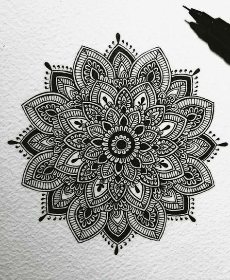 Mandala Captions, Hard Mandala Art, Mandela Drawings, Mandela Drawing, Easy Mandala Drawing, Sky Art Painting, Mandela Art, Art Painting Tools, Mandala Art Therapy