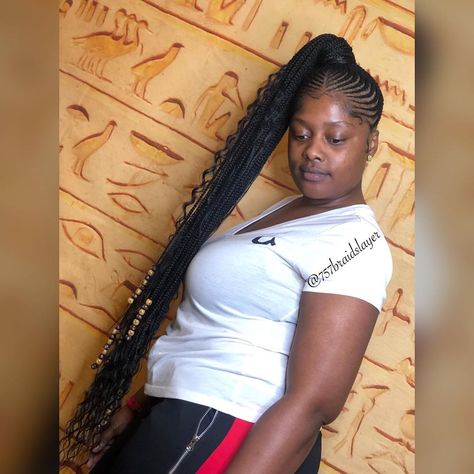 Chantara on Instagram: “✨✨✨✨ Bohemian braided ponytail. #stitchbraids #knotlessboxbraids #bohemianlocs #lemonades #lemonadebraids #feedinponytail #bohemianbraids…” Bohemian Lemonade Braids, Small Feed In Braids, Feed In Braids Ponytail, Braided Hairstyles For School, Feed In Ponytail, Lemonade Braids Hairstyles, Lemonade Braids, Beautiful Black Hair, Bohemian Braids