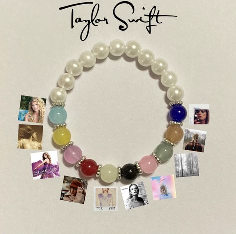 t.s. beaded bracelet Enchanted Eras Tour, Song Bracelets, Bracelets Glass Beads, Diy Necklace Designs, Taylor Swift Bracelets, Bracelets With Beads, Swift Bracelet, Swift Bracelets, Pony Bead Bracelets