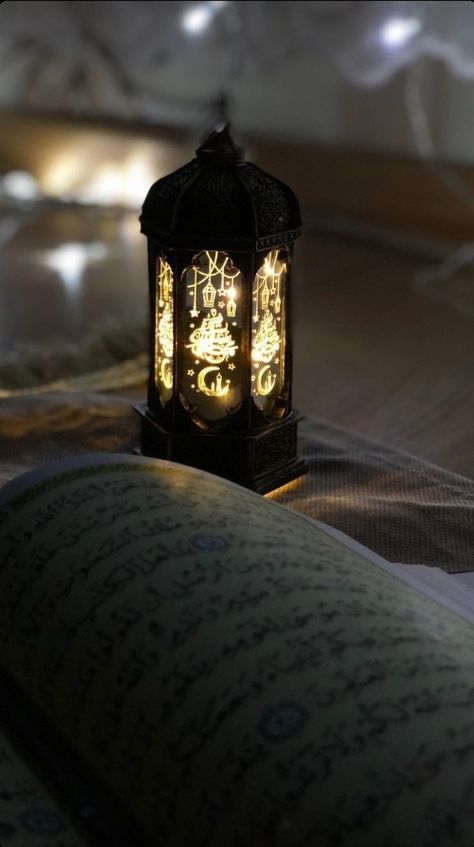 Ramzan Wallpaper, Lantern Wallpaper, Ramadan Photos, Ramadan Kareem Pictures, Al Qur'an Photography, Ramadan Images, Ramadan Kareem Decoration, Ramadan Background, Islamic Wallpaper Iphone