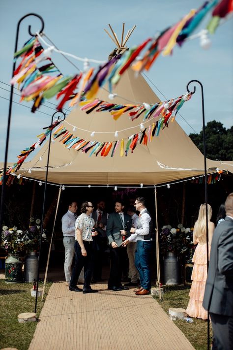 Tipi Walkway and Rag Bunting #outdoorwedding #samitipi Rag Bunting Wedding, Ribbon Bunting Wedding, Rag Bunting, Tipi Wedding Decor, Bunting Ideas, Bunting Wedding, Festival Style Wedding, Dress Box, Picnic Theme