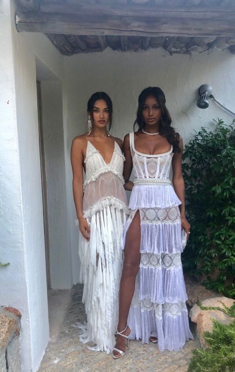 Jasmine Tookes Style, Boho Beach Outfit, Elsa Hosk Style, Dream Gown, Shanina Shaik, Classic Style Outfits, Jasmine Tookes, Looks Party, Love Travel