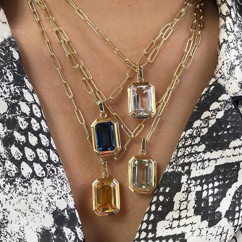 Goshwara’s Instagram post: “Black Friday Special! Shop early with us! 🥳 . . . . . . . #blackfriday #blackfridayspecial #blackfriday2021 #pendants #finejewels #jewels…” Faberge Jewelry, Ruby Necklace Pendant, Art Jewelry Design, Amethyst Necklace Pendant, 18k Gold Chain, Small Steps, Ruby Pendant, Gold Jewelry Necklace, Emerald Pendant