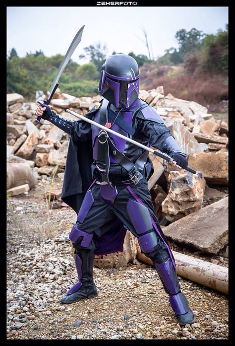 Purple Mandalorian, Mando Cosplay, Shadow Knight, Galaxy Quest, Mandalorian Costume, Star Wars Figurines, Star Wars Bounty Hunter, Mandalorian Cosplay, Mandalorian Armor