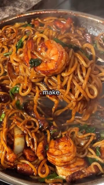 Shrimp And Noodles, Noodles And Sauce, Hokkien Noodles, Shrimp Noodles, Bon Appetite Recipes, Dark Soy Sauce, Pan Fry, Chinese Cooking Recipes, Recipes Snacks