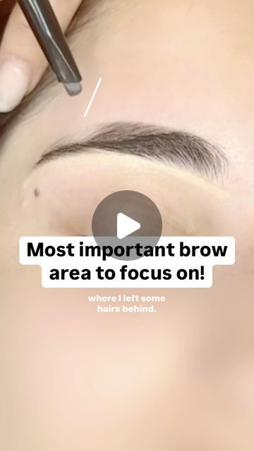 Jasmine Kidd on Instagram: "Applying color on the outer top corner was everything for her brows! Again, if you have this kind of shape and want a lift, just applying color over at the arch area is maybe all you need! • SAVE and SHARE the LOVE 💗 • Products @anastasiabeverlyhills Brow definer>ash brown Pro pencil>base1 as the highlighter Brush 18 to blend Brow freeze gel • #Eyebrows #browexpert #reels #eyebrowartist #browtips #brows #browsonpoint #browsonfleek #browshape #browgame #browartist #fullbrows #beauty #beautyblog  #makeupartist  #ilovemakeup #beforeandafter #browshaping #browspecialist #archaddicts #naturallookingbrows" Lifted Eyebrows Shape, Kelley Baker Brows, Fill In Eyebrows For Beginners Natural, Perfect Brows Shape, Brow Inspo Natural, Brow Shape For Your Face, Easy Eyebrows For Beginners, Latina Brows, High Arched Eyebrows