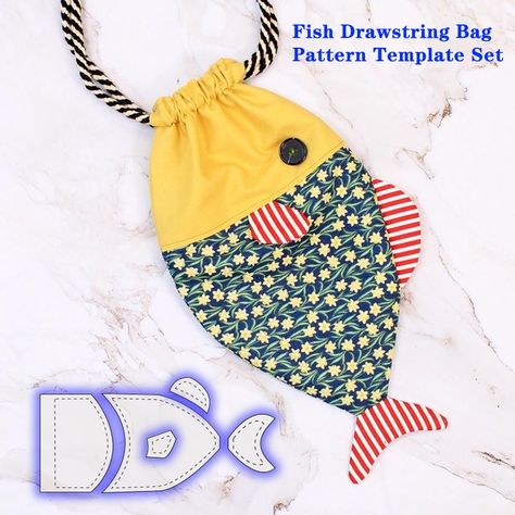 Sew Happy - Let's make a light and cute fish bag for hot... Fish Bag Pattern, Fish Purse Pattern, Fish Pencil Case Pattern, Drawstring Fish Bag Pattern, Fish Bag, Stuffed Toy Fish Sewing Patterns, Fish Pencil Case, Fish Drawstring Bag, Pencil Case Pattern