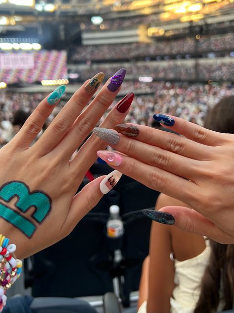 Eras Tour Nail Ideas Fearless, Nail Art Taylor Swift Eras Tour, Taylor Swift Nail Art Eras, Taylor Swift Albums Nails, Taylor Nails Eras, Taylor Swift Nails Inspired Eras Tour Lover, Taylor Swift Gel Nails, Eras Tour Manicure, Eras Tour Nails Ttpd