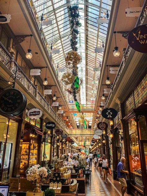 Sydney Australia Lifestyle, Sydney Shopping, Sydney Aesthetic, Sydney Summer, City Sydney, Shopping Arcade, Bucket List Holidays, Harbor City, Pedestrian Walkway