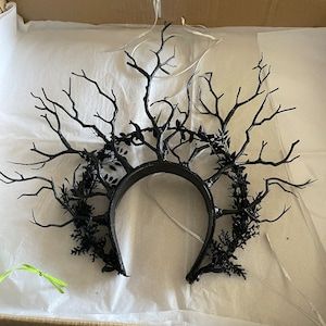 Witches Headpiece, Costume Headpieces, Crown Halloween Costume, Witch Headpiece, Gothic Hats, Evil Queen Crown, Black Headpiece, Witch Crown, Fairy Headband