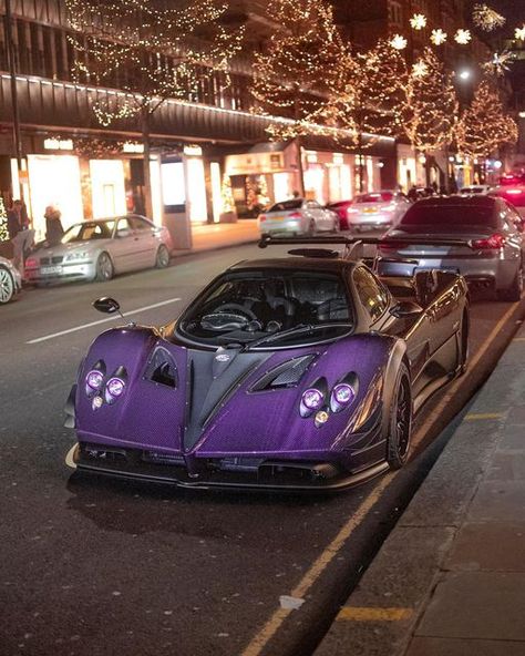 Pagani Car, Purple Car, Pagani Zonda, Pagani Huayra, Cool Car Pictures, Zoom Zoom, Pretty Cars, Car Games, Performance Cars