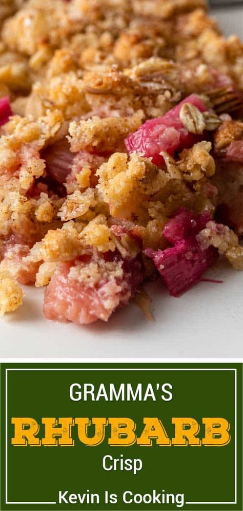 Tangy, delicious, filled with fruit, and topped with a sweet crumbly topping, my gramma’s rhubarb crisp is the ultimate summertime dessert! Rubarb Crisp, Rhubarb Crunch, Best Rhubarb Recipes, Rhubarb Recipes Crisp, Hotdish Recipes, Decorating Frosting, Rhubarb Desserts, Berry Recipes, Rhubarb Crisp