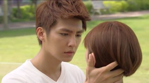 Taiwanese actor, Aaron Yan Bed Scene, Aaron Yan, Cho Kyuhyun, Korean Wave, Strong Girls, Video News, Series Movies, Strong Women, Korean Drama