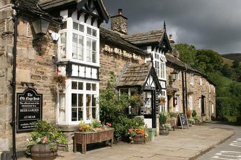 The Old Nags Head, Edale, Derbyshire, Peak District British Villages, Peak District National Park, British Pub, English Village, Nags Head, Northern England, English Country Gardens, County House, Yorkshire Dales