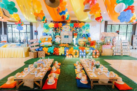 Filipino First Birthday Parties, Pinoy Fiesta Theme Party, Philippine Fiesta, Filipino Birthday, Pinoy Fiesta, Filipino Party, Fiesta Birthday Party, 21st Birthday Decorations, Fiesta Theme Party