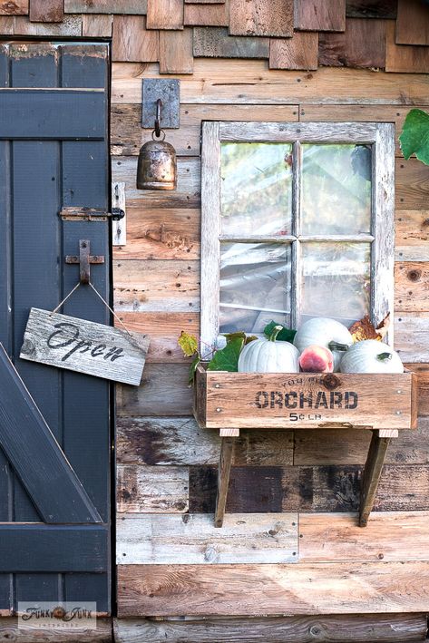 Diy Window Box Planter, Reclaimed Wood Siding, Rustic Shed, Window Boxes Diy, Small Garden Shed, Flower Bed Edging, Old Crates, Shed Signs, Upcycled Projects