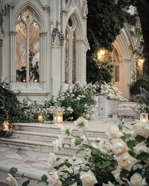 Victorian Wedding Decor, Mystical Castle, Lake Castle, Heaven Is My Home, Gothic Home Interior, Elven Kingdom, Garden Palace, Aesthetic Home Design, Interiors Aesthetic