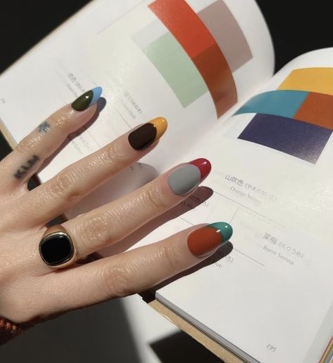 Colourful Short Nails, Color Combination Nails, Chaotic Nails, Nail Art Inspo Aesthetic, Nail Art Colourful, Eccentric Nails, Terracotta Nails, Colourful Nails, Hello Nails