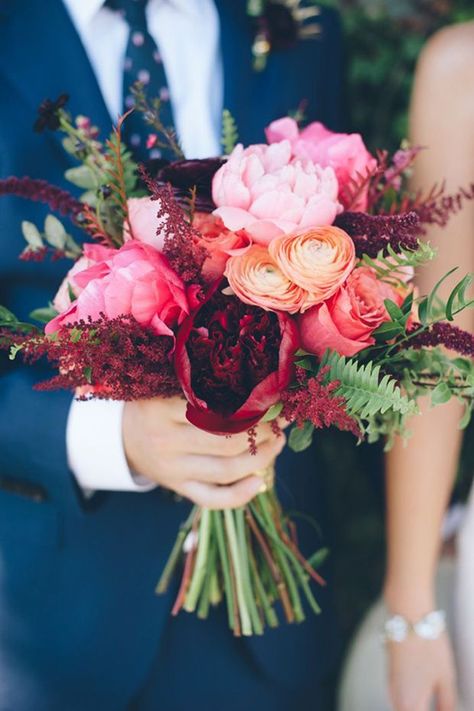 Navy Blue Coral Blush Wedding, Pink And Navy Color Scheme, Navy Marsala And Pink Wedding, Wedding Bouquet Colors, Wedding Color Palette Navy, Coral Fall Wedding, Coral And Navy Blue Wedding, Navy And Peach Wedding, Color Schemes For Weddings