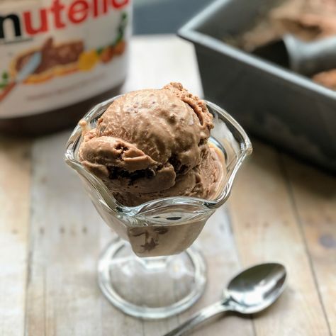 Nutella® Gelato Nutella Gelato Recipe, Hazelnut Gelato Recipe, Nutella Gelato, Best Vanilla Ice Cream, Gelato Recipe, Chocolate Hazelnut Spread, Chocolate Nutella, Powder Recipe, Frozen Treat