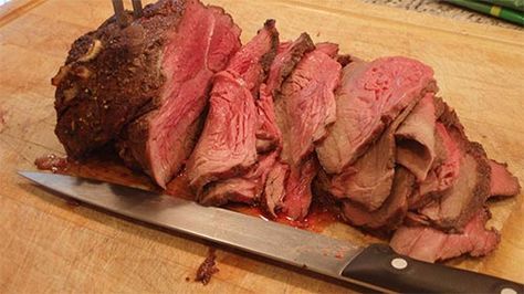 Moose Roast Recipe, Moose Roast, Moose Recipes, Moose Meat, Meat Cooking Times, Moose Meat Recipes, Deer Meat Recipes, Deer Meat, Wild Game Recipes