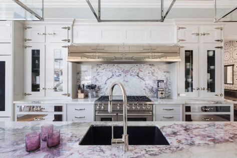 Christopher Peacock Kitchen, Peacock Kitchen, Christopher Peacock, White Kitchen Inspiration, Cabinet Inspiration, Dallas Interior Design, All White Kitchen, Custom Closet, Stunning Kitchens