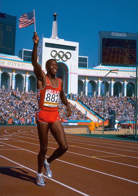 Alonzo Babers (USA) 🥇 400 metres 🥇 4x400 metres • Los Angeles 1984 Olympics Mamba Mentality, 1984 Olympics, Olympic Athletes, Olympic Sports, October 31, National Championship, Action Poses, Athletic Men, Summer Olympics