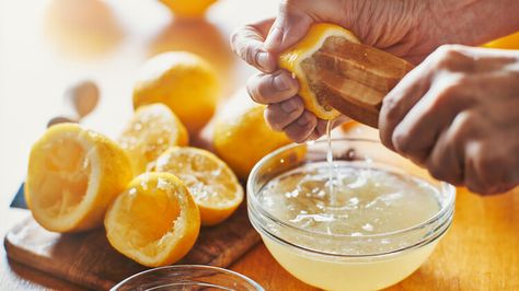 Make Turkish-Style Lemonade For A Waste-Free Drink Down To The Pith Miracle Juice, Natural Headache Remedies, Squeezed Lemon, House Smell Good, Lavender Lemonade, Clean Microwave, Juice Recipe, House Smell, Tasting Table