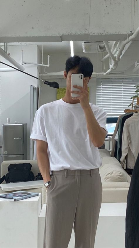 Korean Street Fashion Men, Money Men, Kpop Fashion Men, Cute Ootd, Asian Men Fashion, Boyfriend Outfit, Minimalist Fashion Men, Trendy Boy Outfits, Husband Material