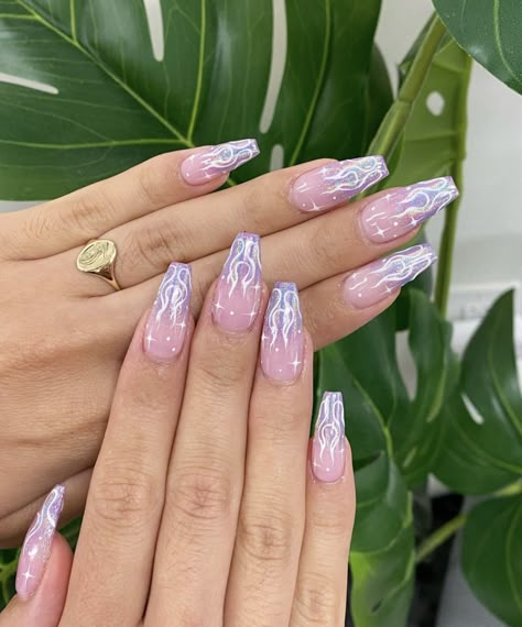 Holographic Nail Designs, Square Nails Art, Purple Chrome Nails, Winter Nails Ideas, Chrome Nails Designs, Nail Designs Tutorial, Nude Nail Designs, Multi Dimensional, Nails Desing