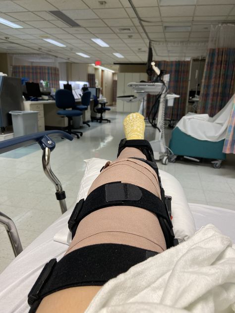 Hospital Leg Injury, Leg Injured Images, Torn Acl Aesthetic, Leg Fracture Snap, Broken Leg In Hospital, Leg Accident Real Pic, Leg Injury Fake Story, Knee Brace Outfit, Uk Hospital