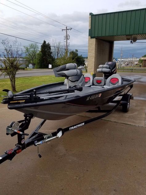 NICE 2015 Bass Tracker Tracker Boats, Life Jackets, Bass Boat, Life Jacket, Boats For Sale, Fishing Boats, Boating, Boats, Bass