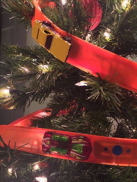 Tree-Trimming-Hot-Wheels-Style! | Hot Wheels News Blog Class Tree Ideas, Hot Wheels Christmas Tree Ideas, Hot Wheels Christmas Tree, Boys Christmas Tree, Class Tree, Kids Christmas Tree, Hot Wheels Cars Toys, Christmas Trees For Kids, Hot Wheels Track