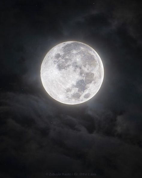 Zubuyer Kaolin on Instagram: "If you could express your current mood in one word, what would it be? . Almost full moon shot on 23 February 2024. . This is an HDR composite using over 600 raw frames I shot through my homemade telescope attached to a Sony a6400 camera. . . . . #fullmoon #astronomy #astrophotographer #astro_photography #cloudscape #cosmos #crescentmoon #deepspace #landscape #iss #laluna #luna #venus #sonyalpha #milkywaygalaxy #moonlight #moonphases #moonphoto #moonphotography #moonrise #moonset #newmoon #nightpics #nightsky #solarsystem #space #youresa #natgeoyourshot #thezaxis" Moon Images Photography, Homemade Telescope, Full Moon Landscape, Moonlight Aesthetic, Full Moon Photography, Full Moon Photos, Astro Photography, Moon Shot, Sony A6400