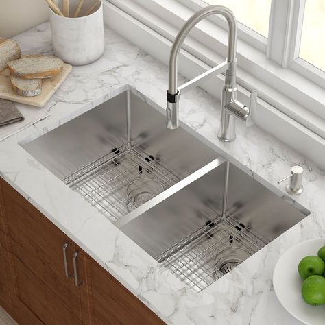 Kitchen Sink Remodel, Double Bowl Undermount Kitchen Sink, Best Kitchen Sinks, Dressing Design, Kitchen Sink Design, Double Basin, Farmhouse Sink Kitchen, Sink Design, Undermount Kitchen Sinks