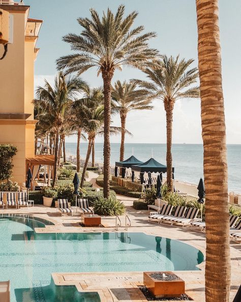 Eau Palm Beach Resort, Palm Beach Aesthetic, Palm Beach Resort, Spa Luxury, Palm Beach Style, Beach Luxury, Spa Retreat, Girls Getaway, Beach Bar