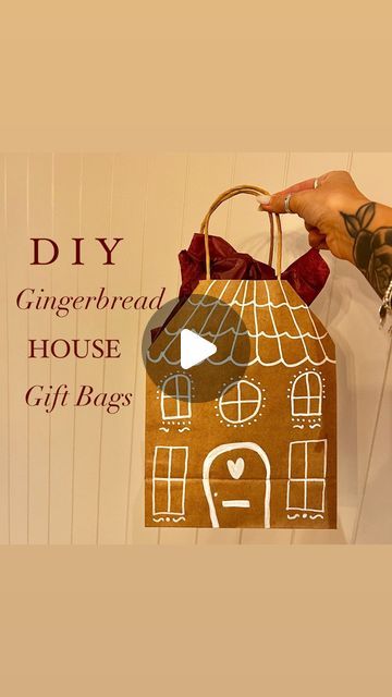 Brown Paper Bag Crafts For Christmas, Gingerbread House Brown Paper Bags, Gingerbread House Bag Craft, Brown Paper Bag Christmas Gift Bags, Brown Bag Gingerbread House, Gingerbread Gift Bags, Gingerbread House Gift Bag, Decorate Brown Paper Bag, Gingerbread House Paper Bag