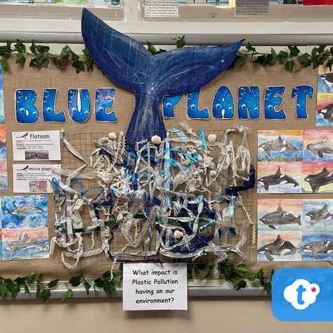 Under The Sea Classroom, Environmental Art Projects, Planets Activities, Ocean Projects, School Board Decoration, Recycled Art Projects, Earth Day Crafts, School Displays, Classroom Display